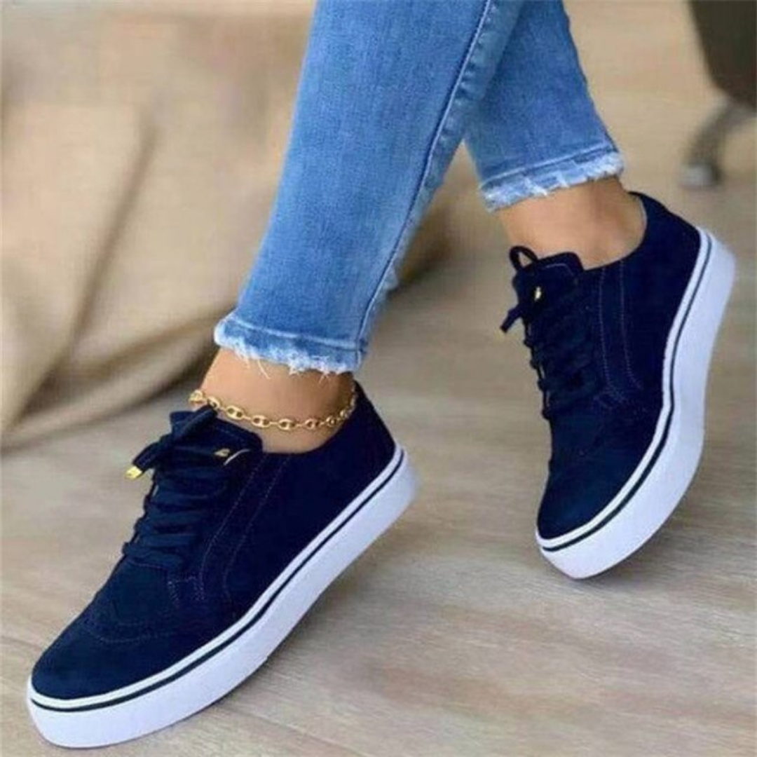 Damen Sneakers mit dicker Sohle und Perforiertem Design