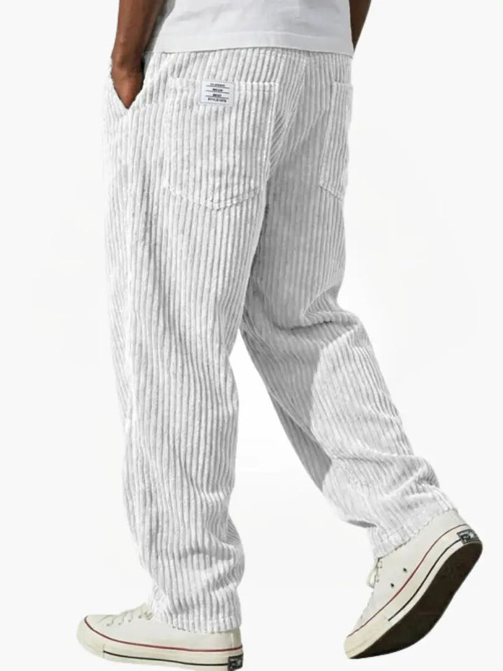 Herren Cordhose aus weichem Cord mit elastischem Bund