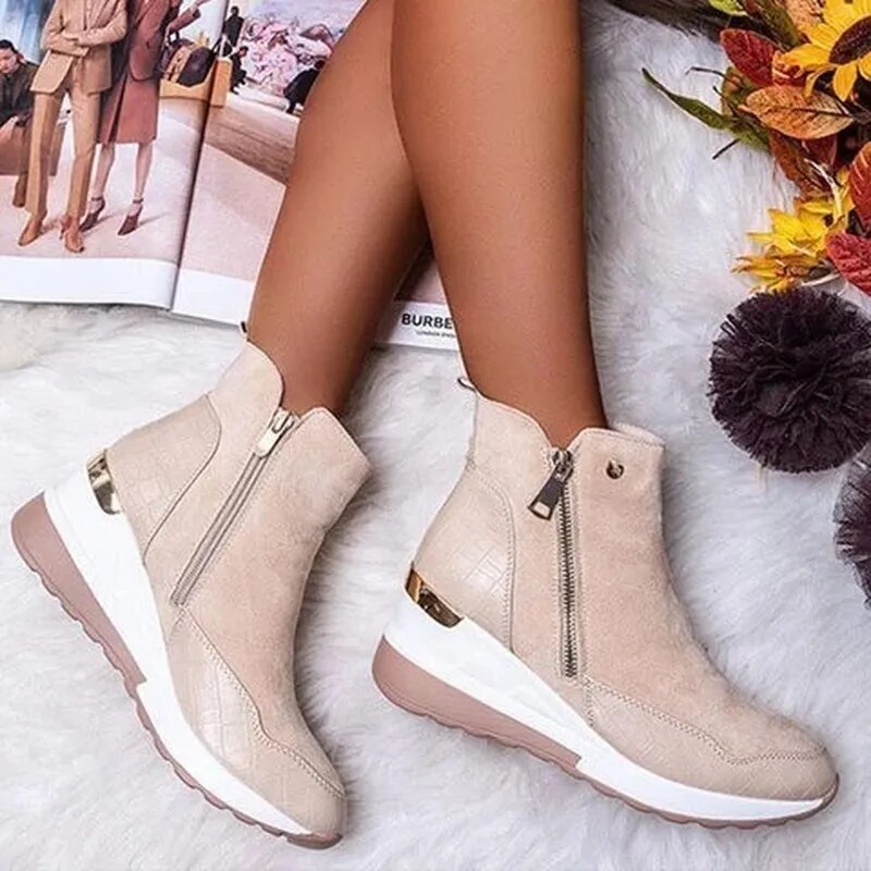 Damen Wedge Stiefeletten mit seitlichem Reißverschluss und Gummisohle