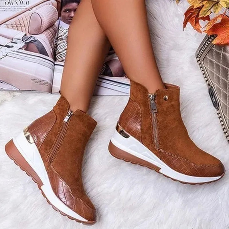 Damen Wedge Stiefeletten mit seitlichem Reißverschluss und Gummisohle