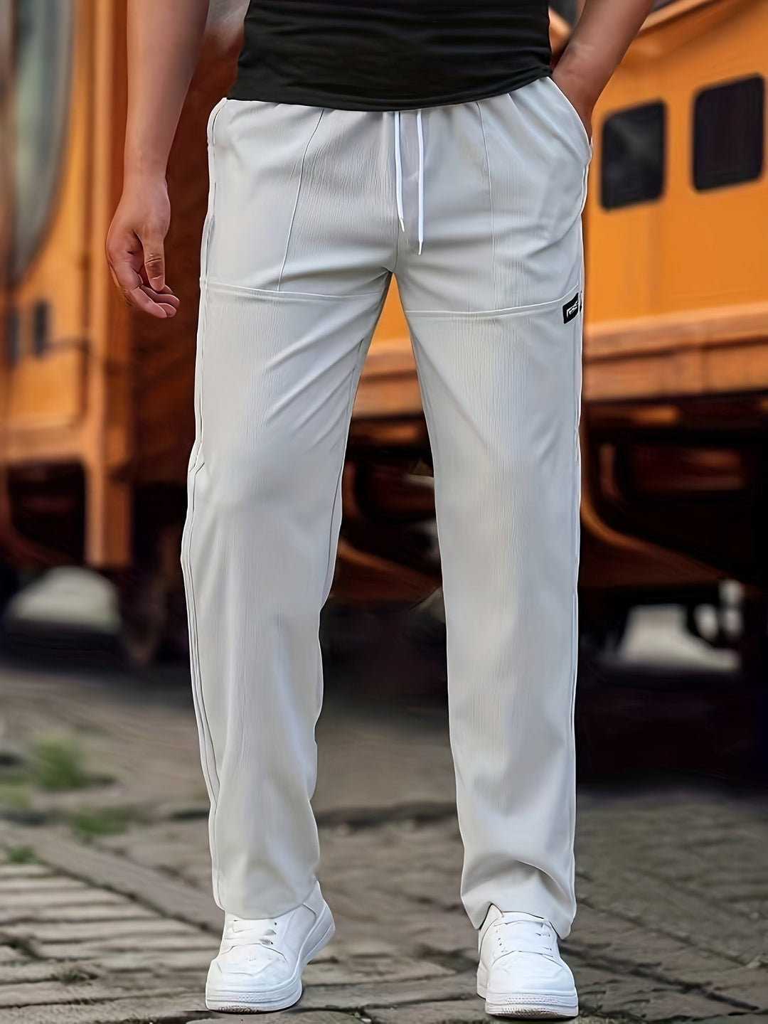 Herren Sporthose mit Kordelzug and Taschen