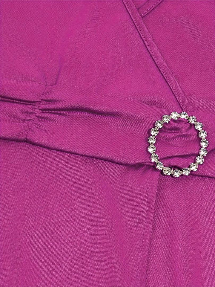 Stilvolles Abendkleid Mit V-Ausschnitt Für Damen | Midi