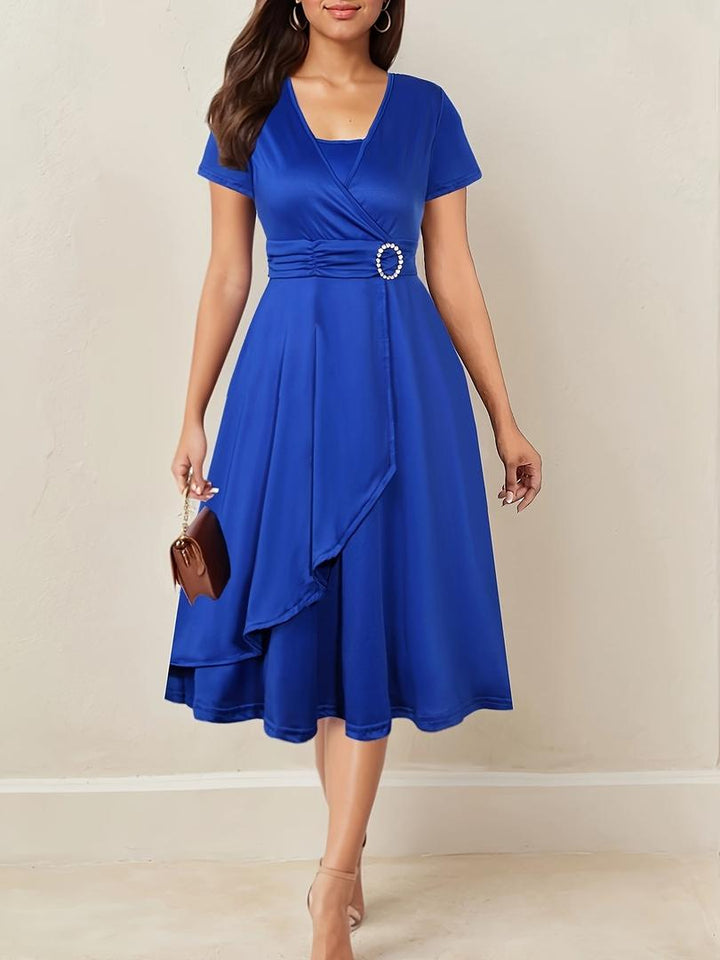 Stilvolles Abendkleid Mit V-Ausschnitt Für Damen | Midi