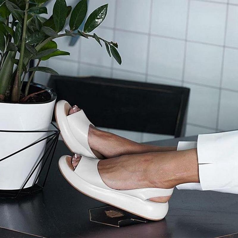 Damen-Keilabsatzsandalen mit offener Zehenpartie und Slingback-Riemen